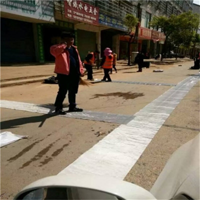 镇江公路防裂贴工厂(镇江抗裂贴)